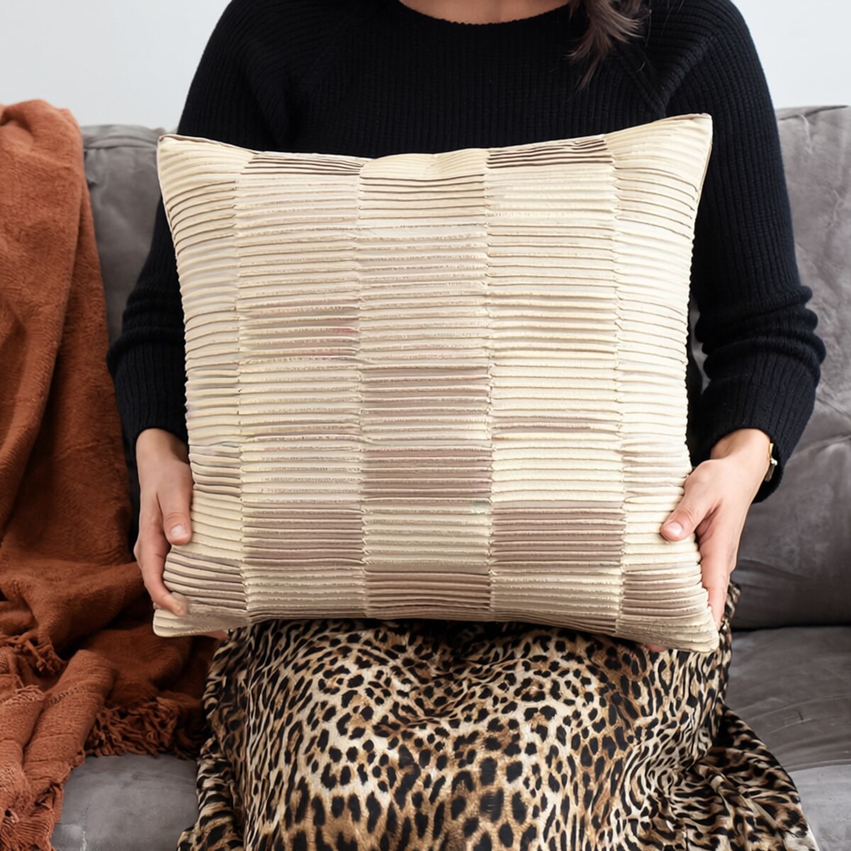 Poszewka Drukowana Edson 45x45 cm z motywem geometrycznym