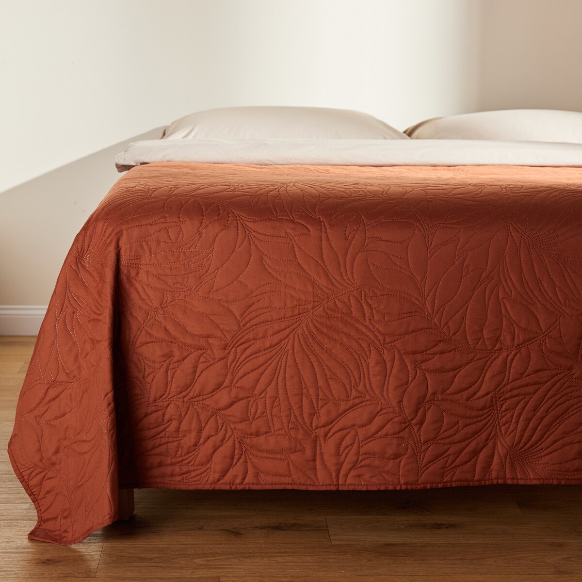 Jednokolorowa narzuta na łóżko Botanical 200x220 cm