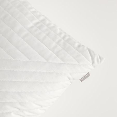 Poszewka Welwetowa Minister 45x45 cm z motywem geometrycznym