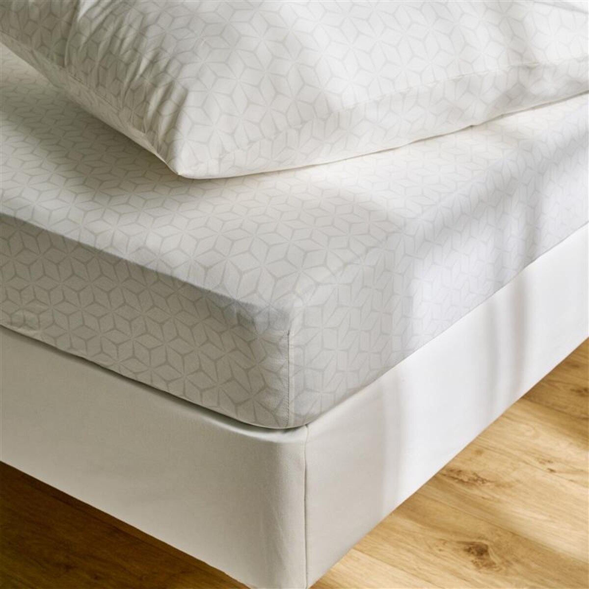 Prześcieradło Z Gumką Virelli 180x200 cm z motywem geometrycznym