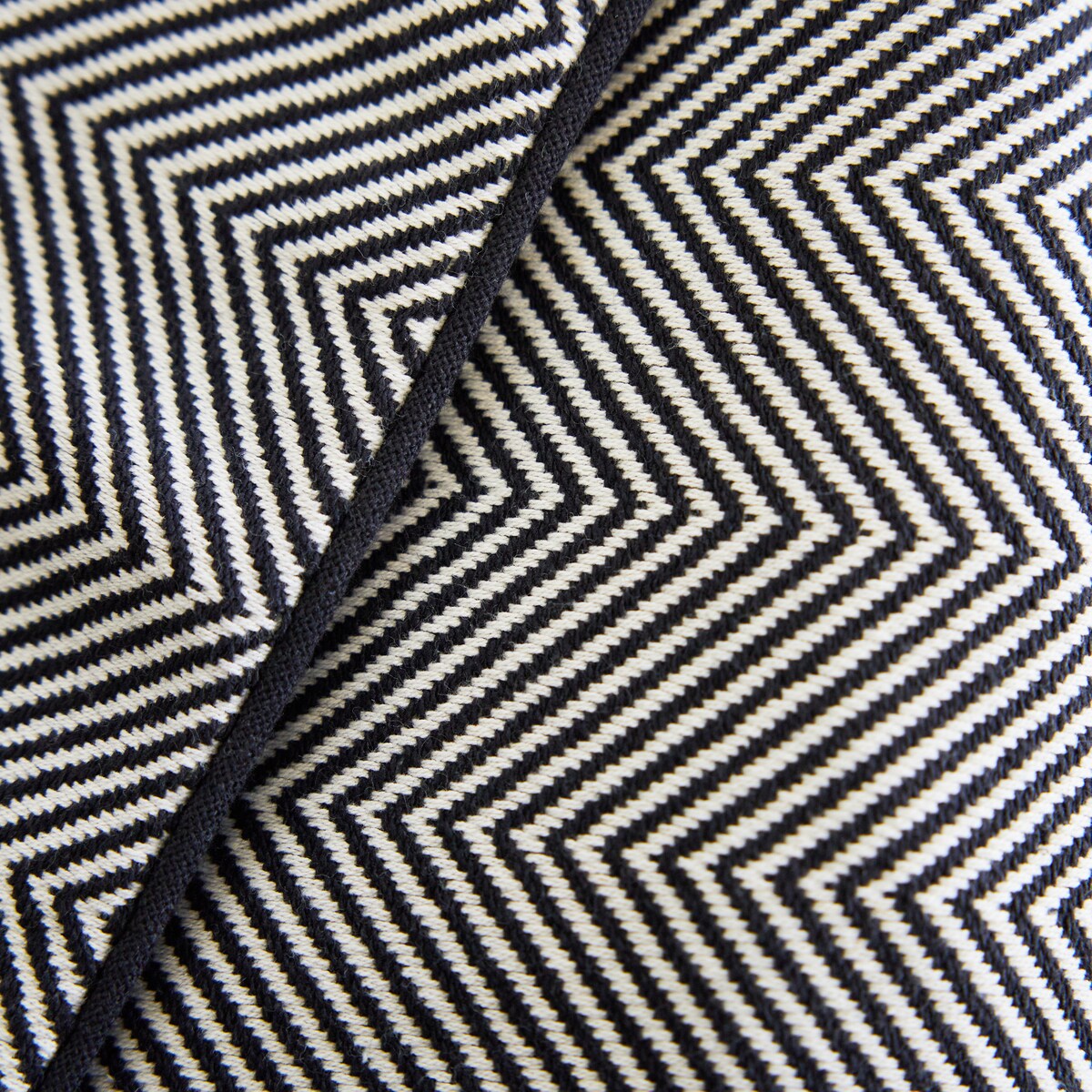 Obrus Catron 130x180 cm