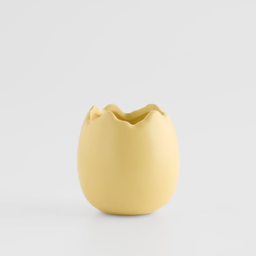 Świeca Eggshello z motywem skorupki