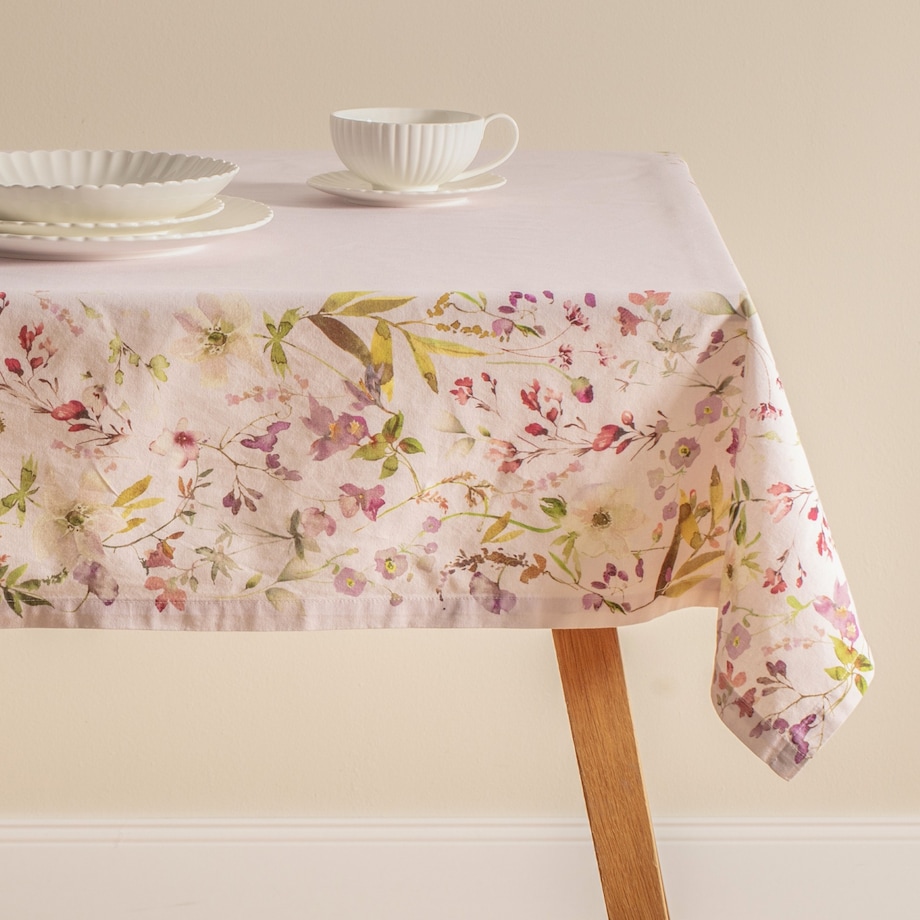 Tablecloth Marsil 140x220 cm