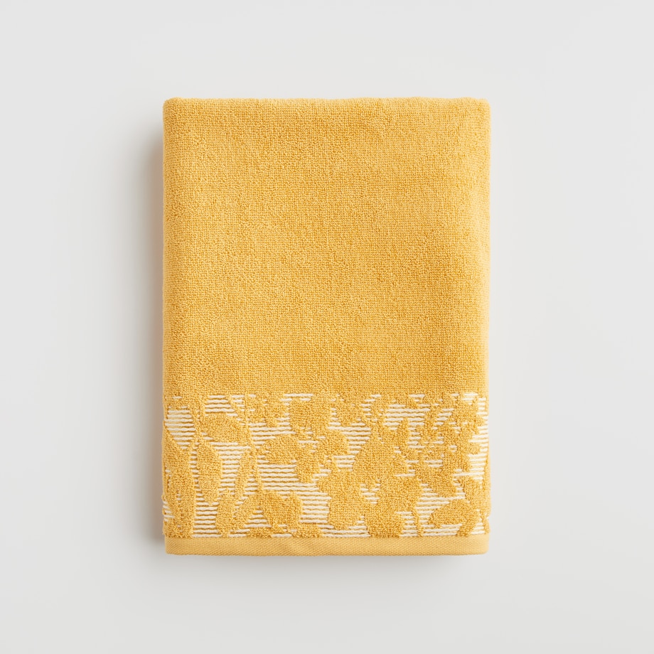 Ręcznik Lamino 70x130 cm z motywem kwiatowym