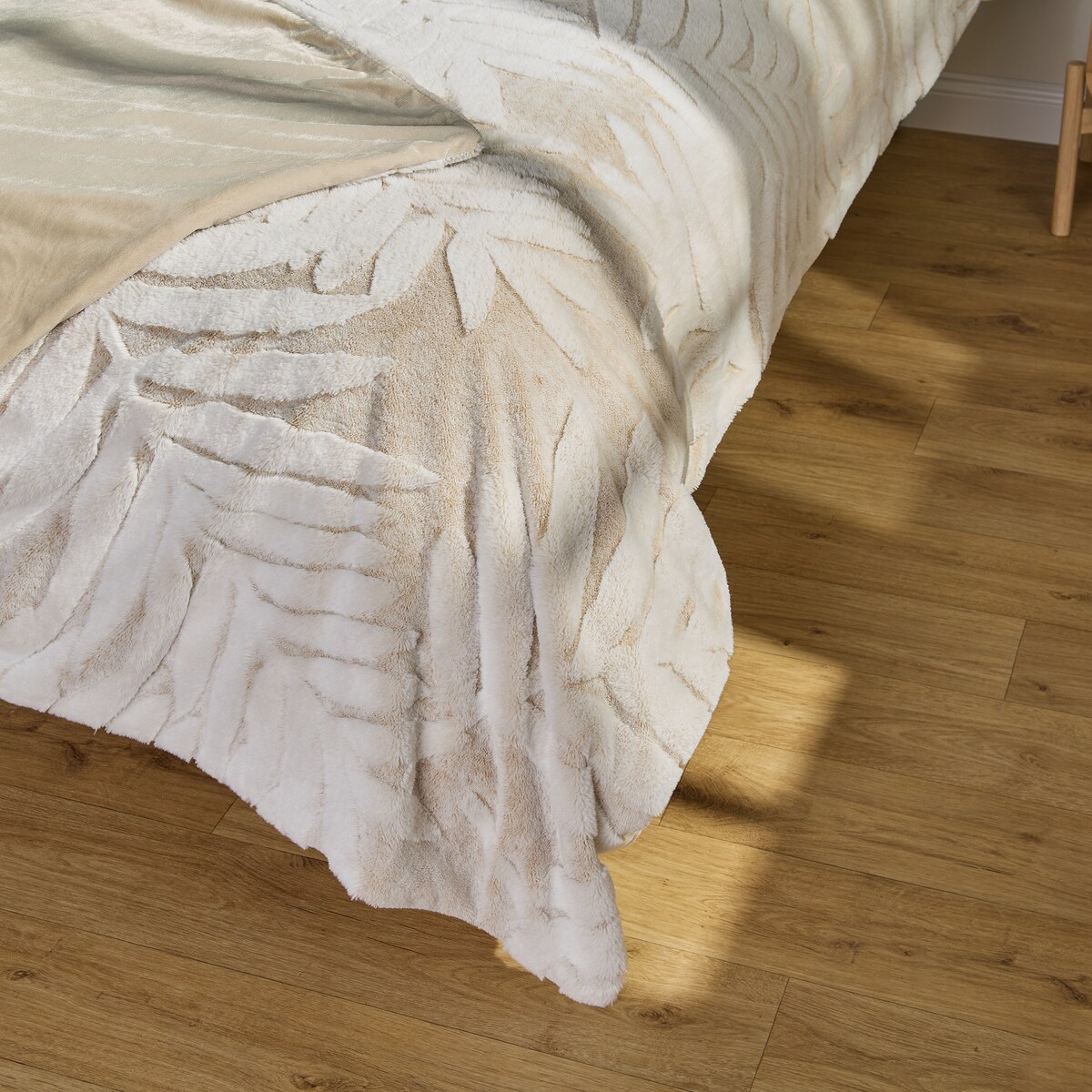 Drukowana futrzana narzuta na łóżko Valerina 180x200 cm