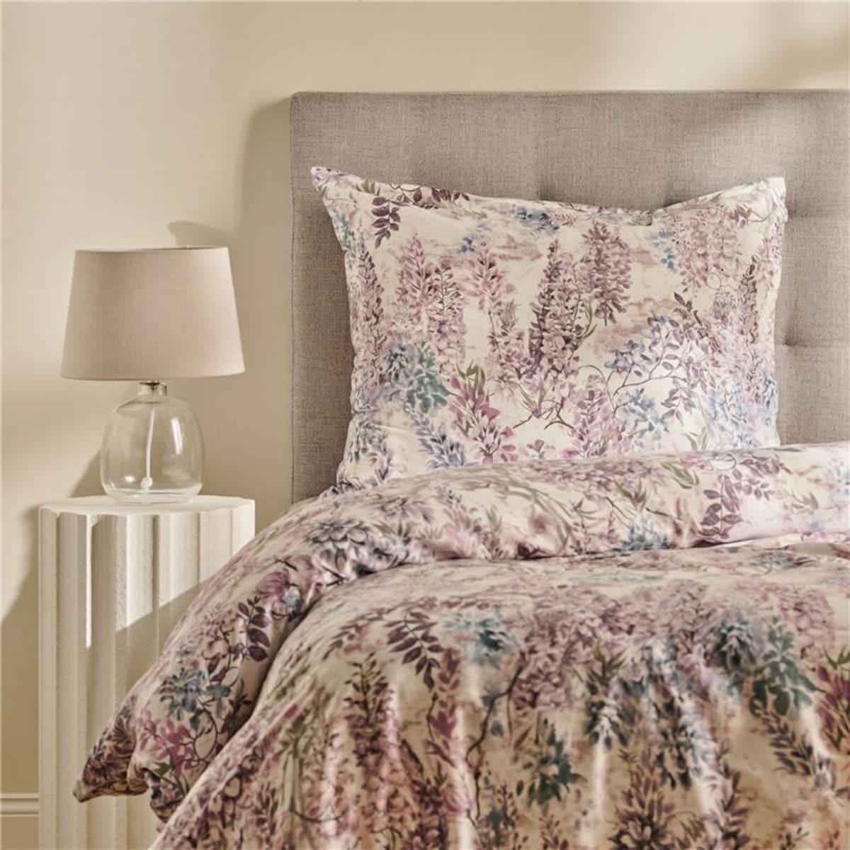 Pościel z bawełny satynowej Flomera 140x200 cm z motywem liściastym