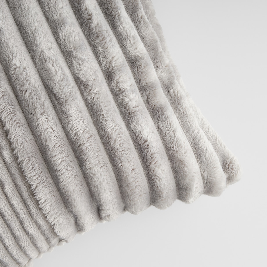 Poszewka dekoracyjna Divite 45x45 cm w paski