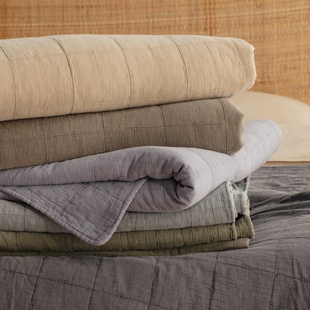 Narzuta Bawełniana z Efektem Sprania Przeszywana w Geometryczny Wzór Medosa 200x220 cm