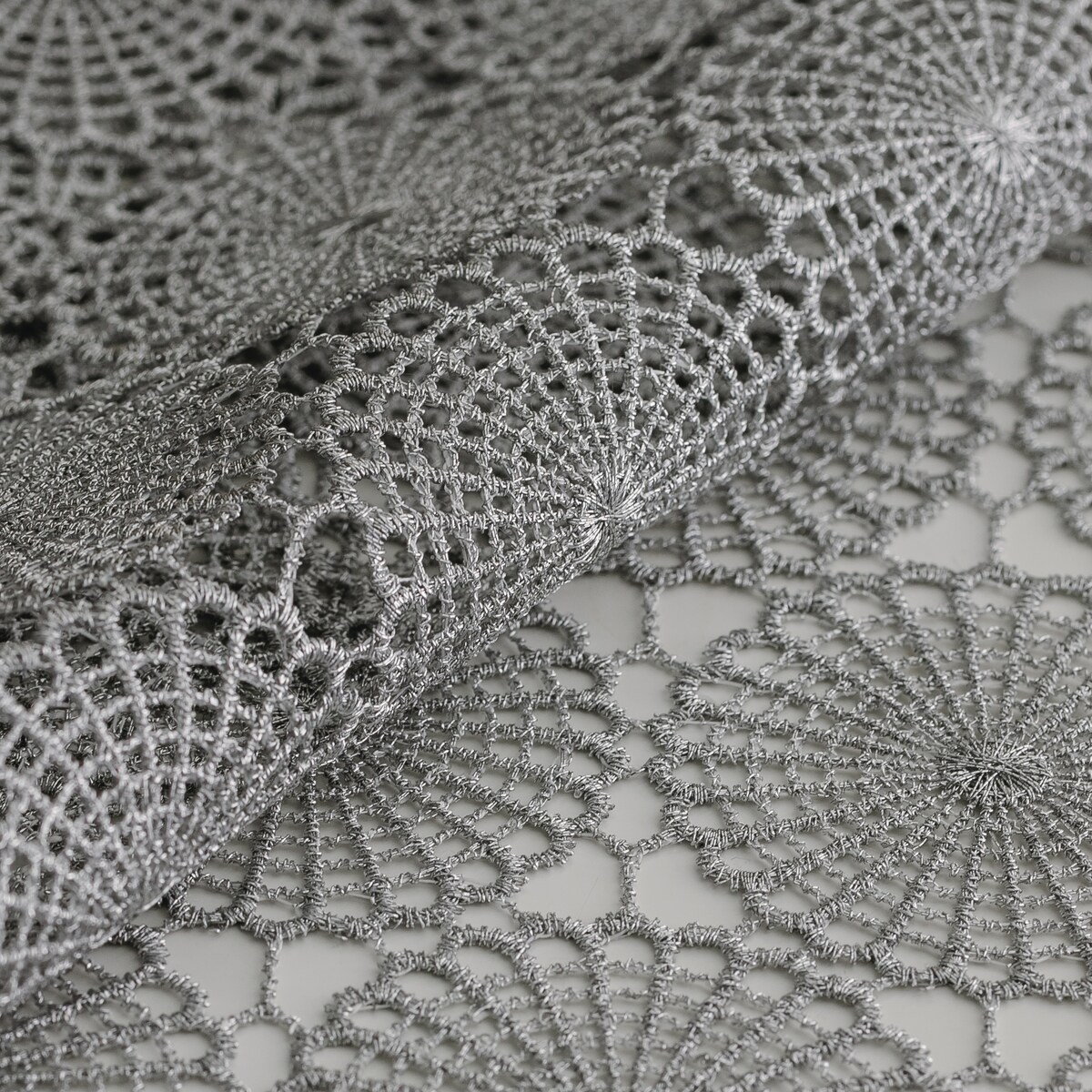 Serweta Beaulieu 80x80 cm z motywem geometrycznym