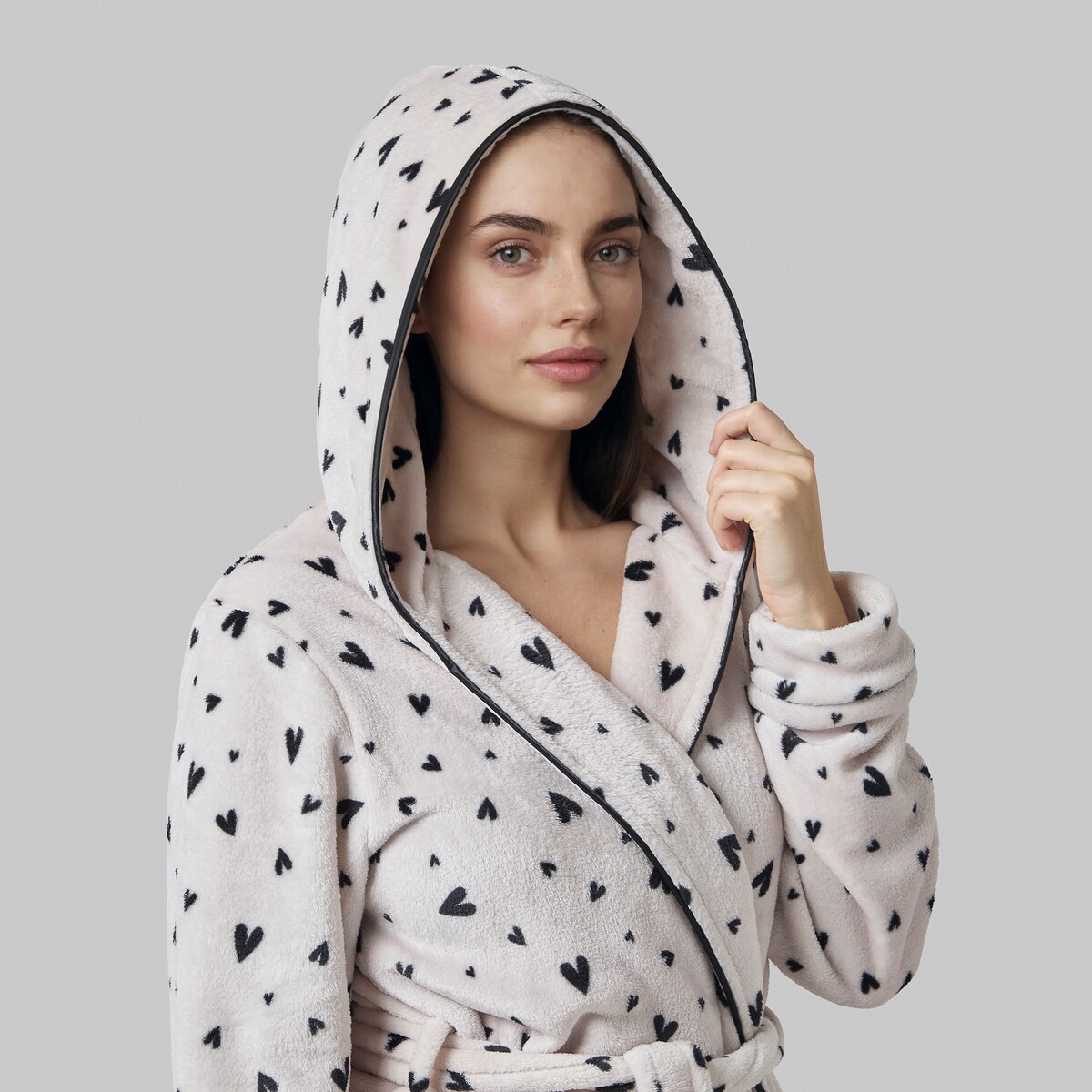 Szlafrok Malorina z motywem serc