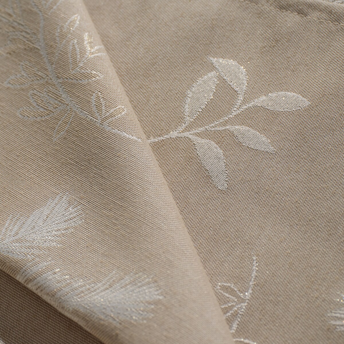 Serweta Żakardowa Novie 80x80 cm z motywem choinki