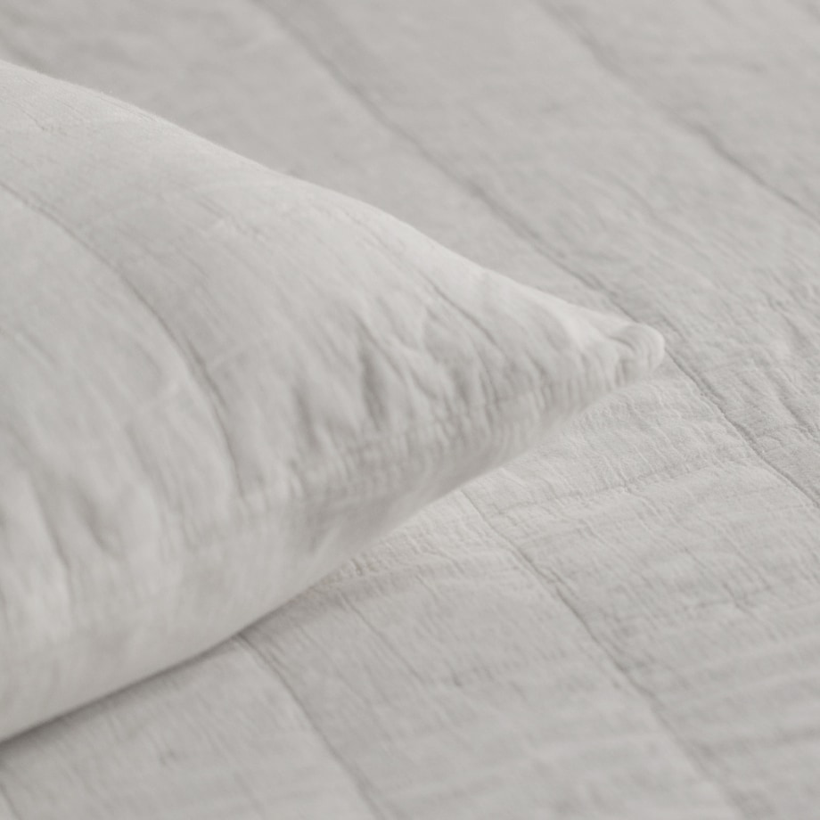 Narzuta Bawełniana z Efektem Sprania Przeszywana w Geometryczny Wzór Medosa 200x220 cm