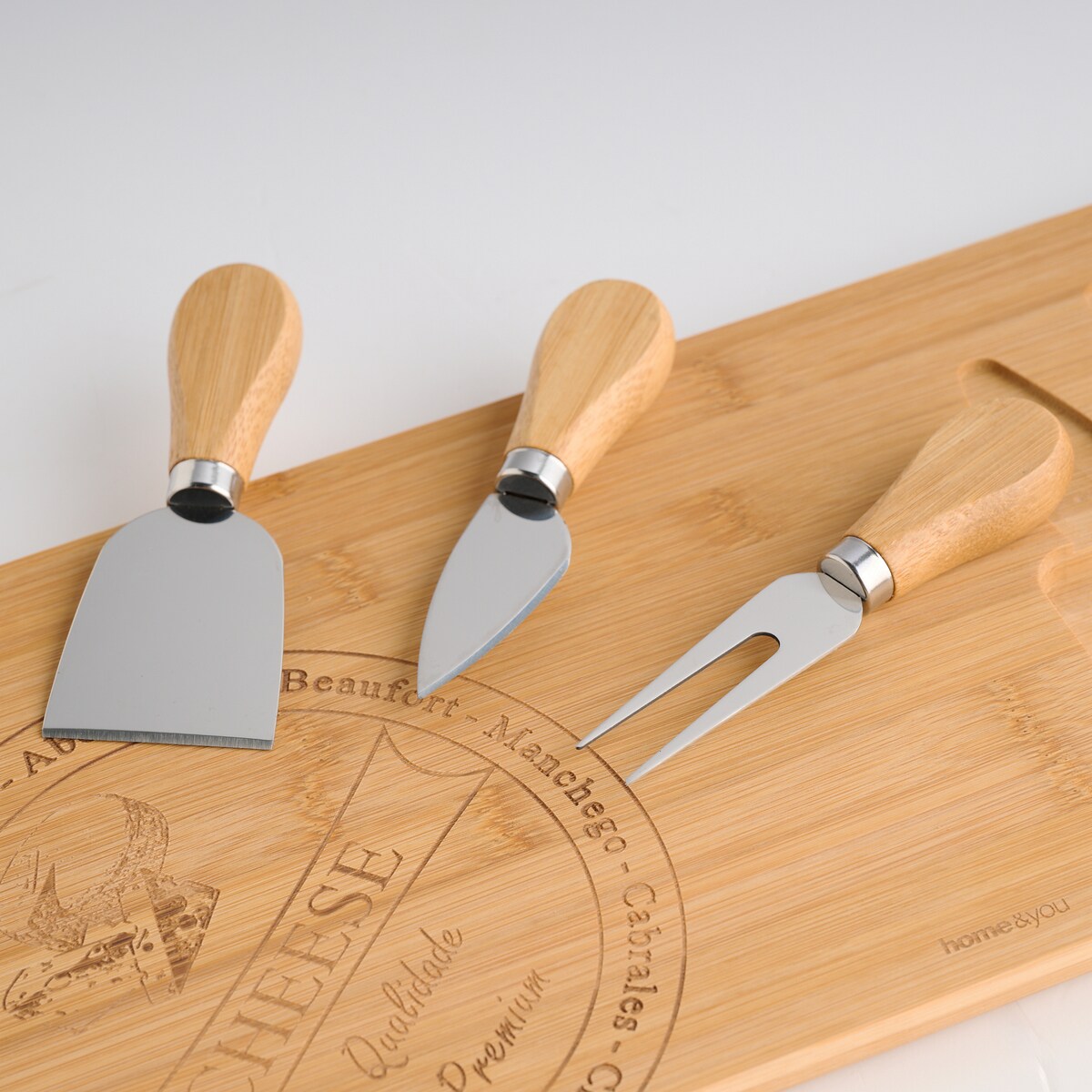 Deska Do Serwowania Servero z motywem napisów