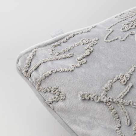 Poszewka Haftowana Maple 45x45 cm z motywem liściastym