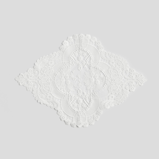 Serwetka Lirio 33x48 cm z motywem kwiatowym