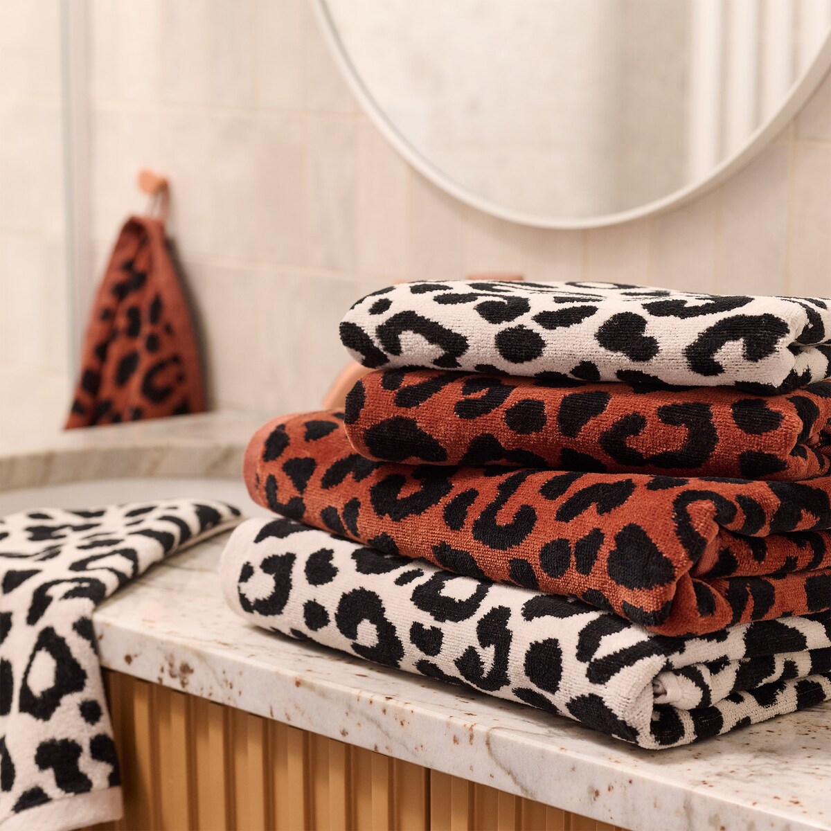 Komplet 2 szt. ręczników do twarzy lub do rąk Panther 30x50 cm