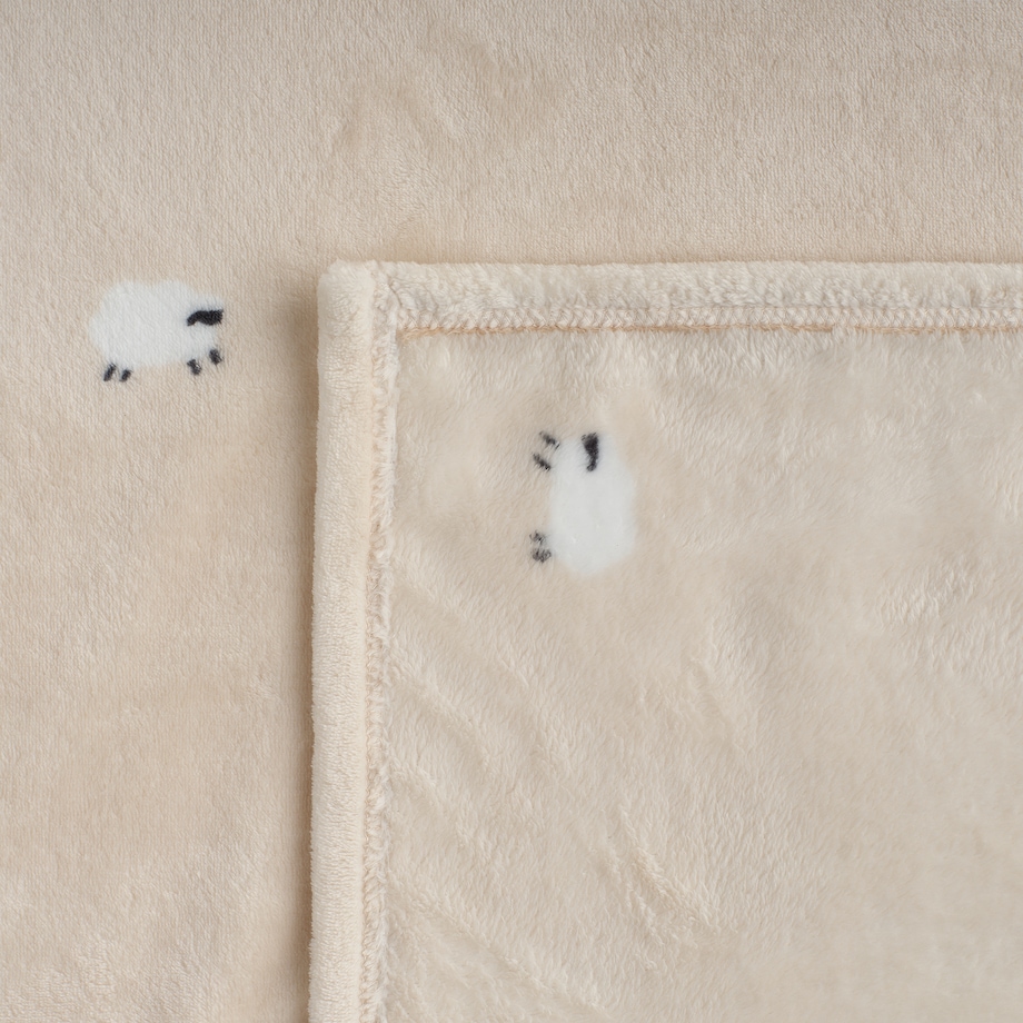 Drukowany koc Sheeperiso 150x200 cm z motywem baranka