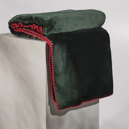 Jednokolorowy koc z wiskozą Maresa 150x200 cm