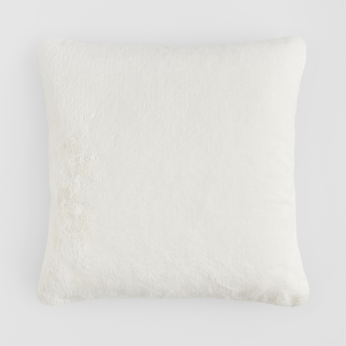 Poszewka Futrzana Lullymore 45x45 cm z motywem serca