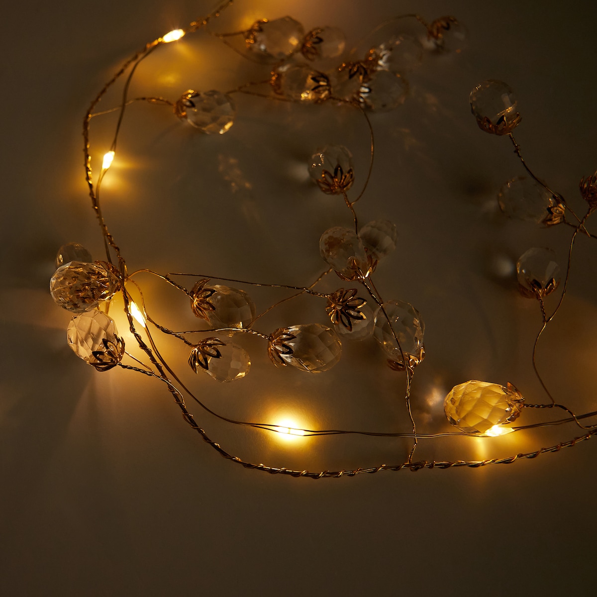 Girlanda led Longeni