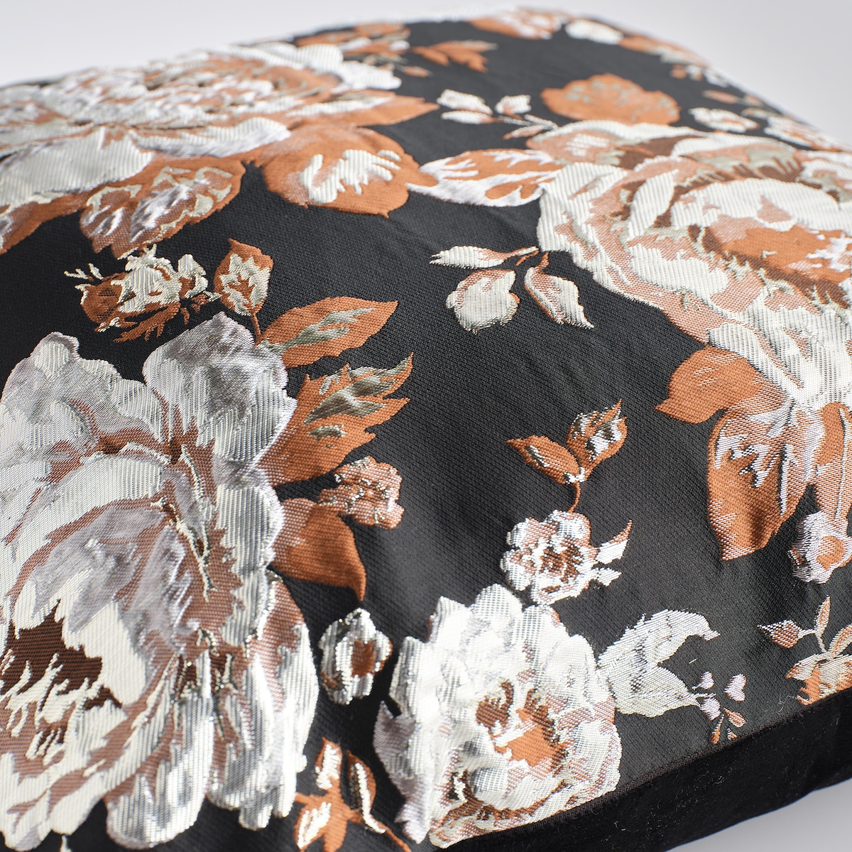 Poszewka Żakardowa Peonia 45x45 cm