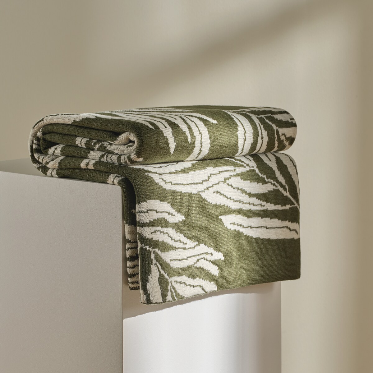 Koc Listia 130x170 cm z motywem liściastym