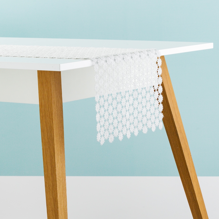 Bieżnik Douglasa 35x180 cm z motywem kwiatowym