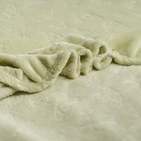 Jednokolorowy koc z wytłoczonym wzorem Yriale 150x200 cm