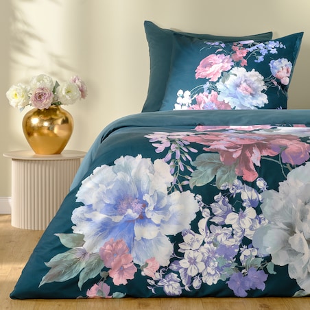Komplet pościeli z mikrofibry Arina 200x220 cm z 2 poszewkami 70x80