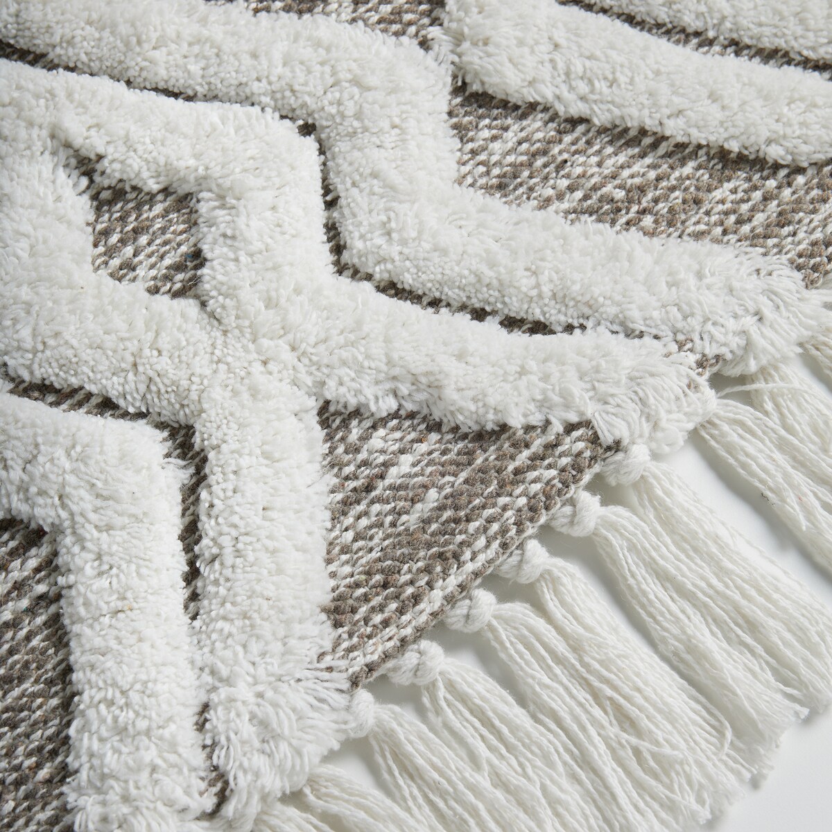 Chodnik Nesna 60x90 cm z motywem geometrycznym