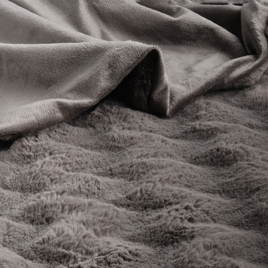 Jednokolorowa futrzana narzuta na łóżko Pilora 180x200 cm