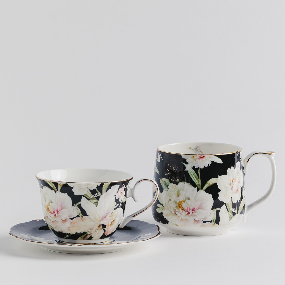 Filiżanka Ze Spodkiem Puja