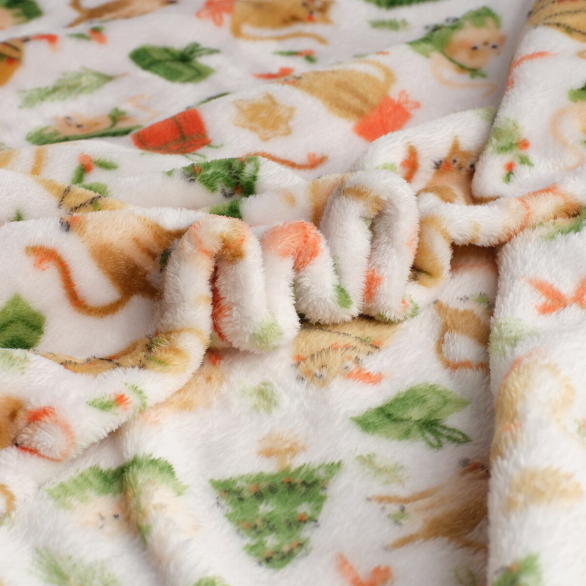 Drukowany koc Miaoumas 150x200 cm z motywem choinki