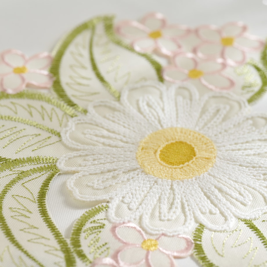 Serwetka Feris z motywem kwiatowym