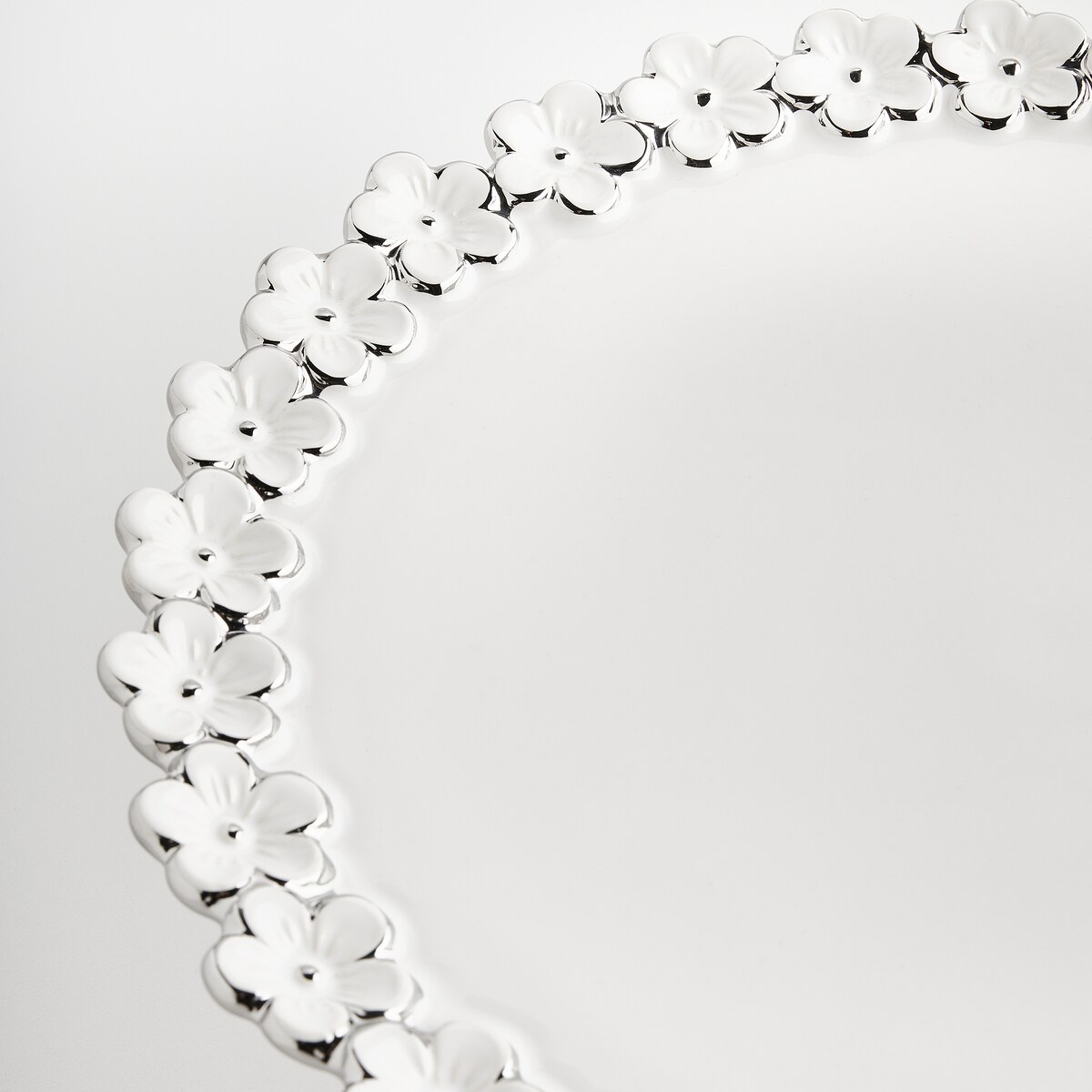 Patera Na Nóżce Flosales z motywem kwiatowym