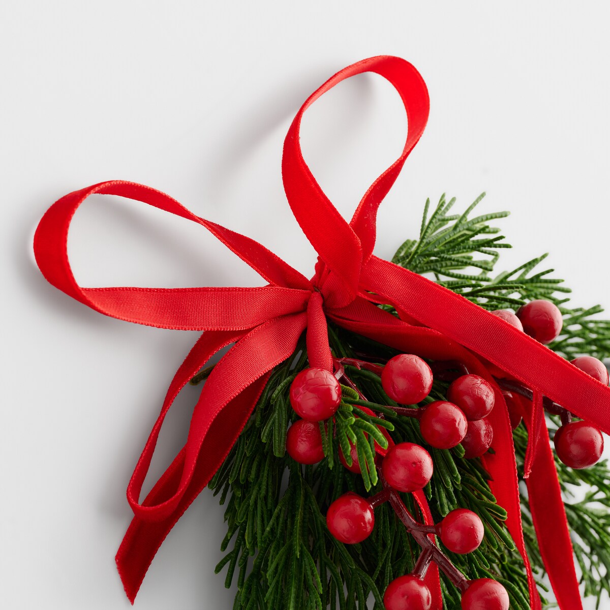 Girlanda Inge z motywem roślinnym