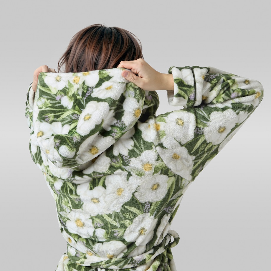 Szlafrok Emeris z motywem kwiatowym