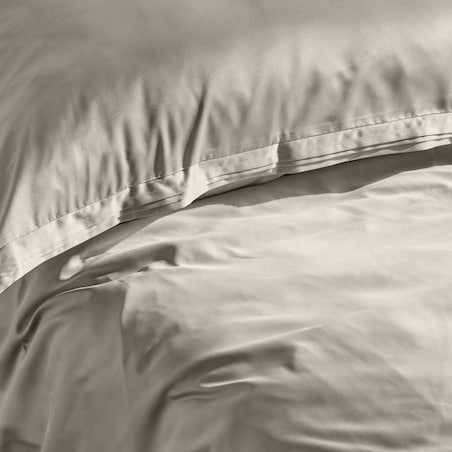 Pościel satynowa z mikrofibry Lobelia 200x220 cm