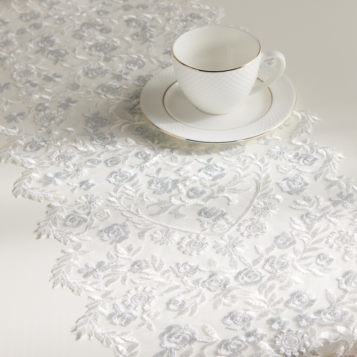 Bieżnik Haftowany Flena 35x160 cm