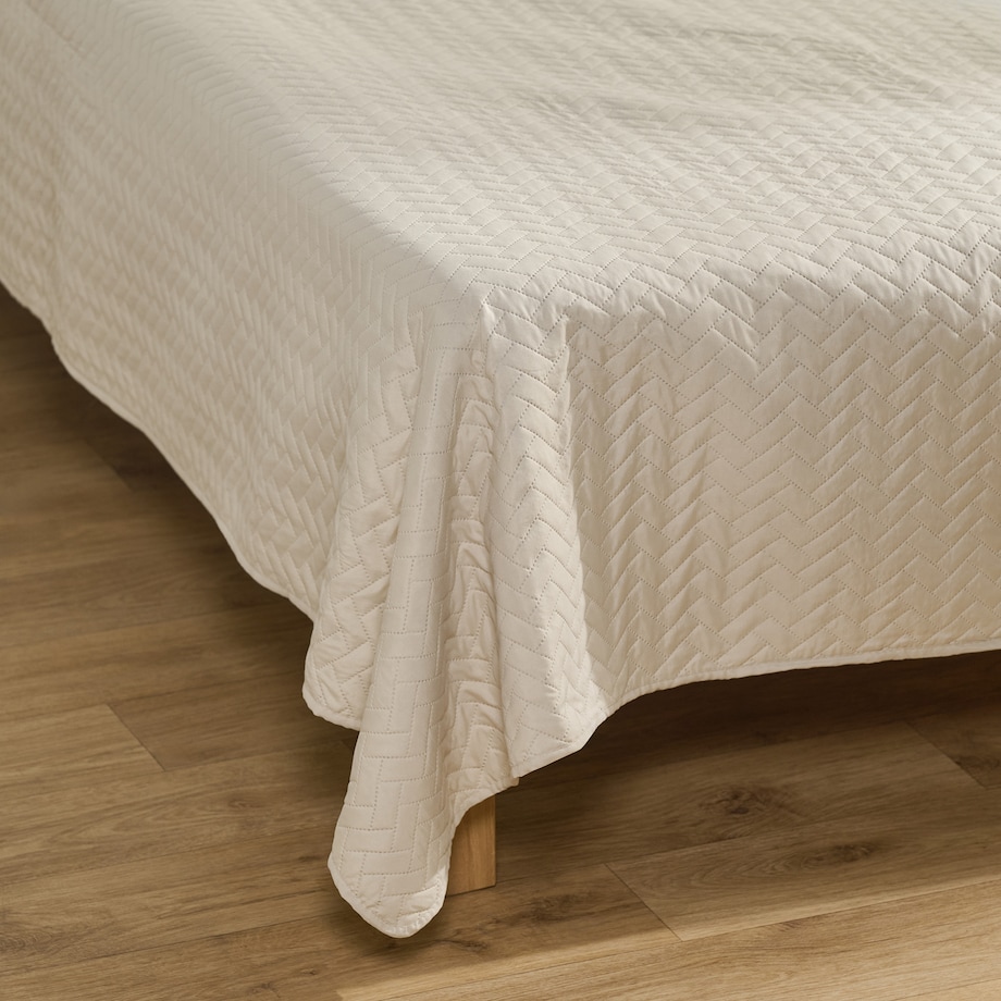 Jednokolorowa narzuta na łóżko z wytłoczonym wzorem Twist 170x210 cm