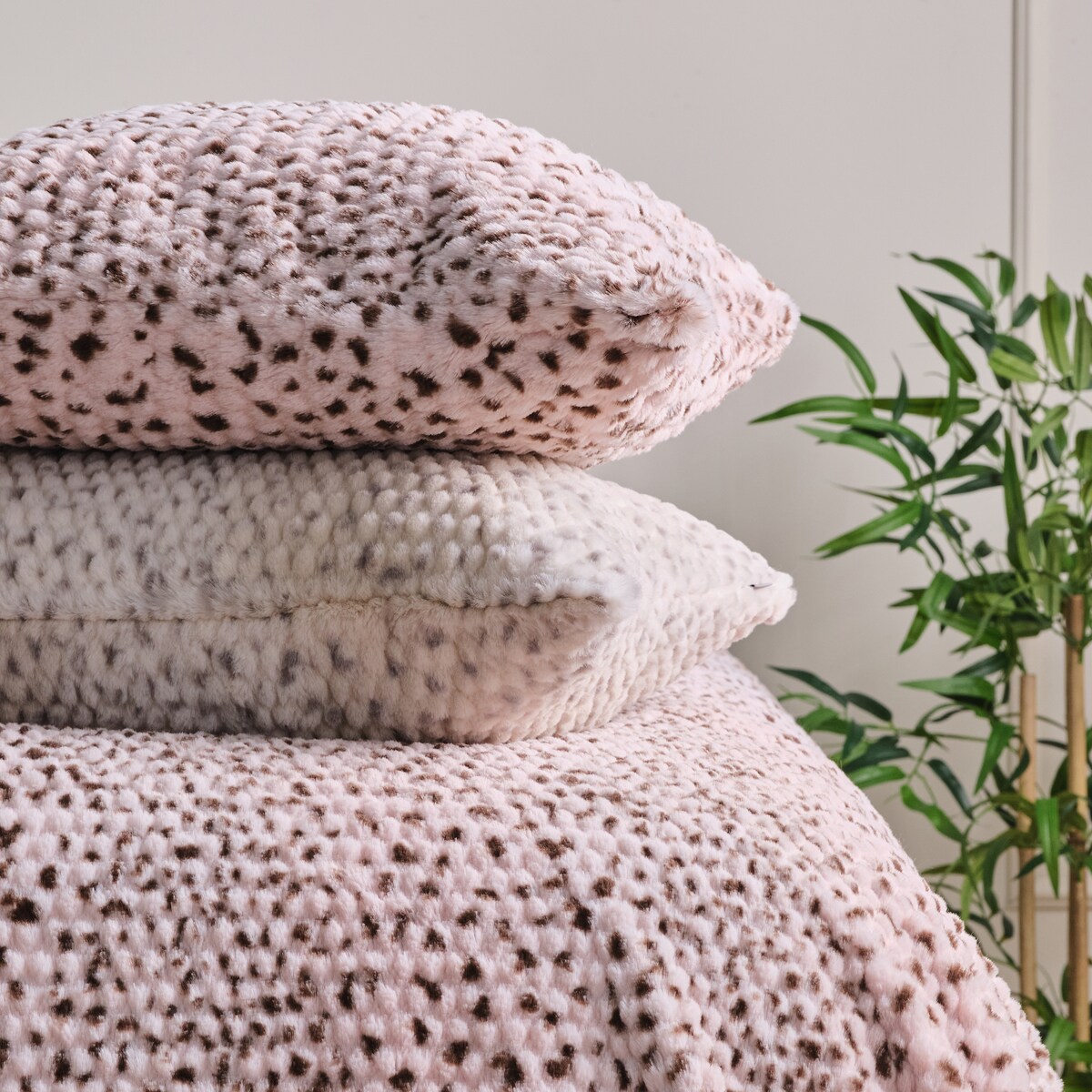 Poszewka Futrzana Siman 45x45 cm