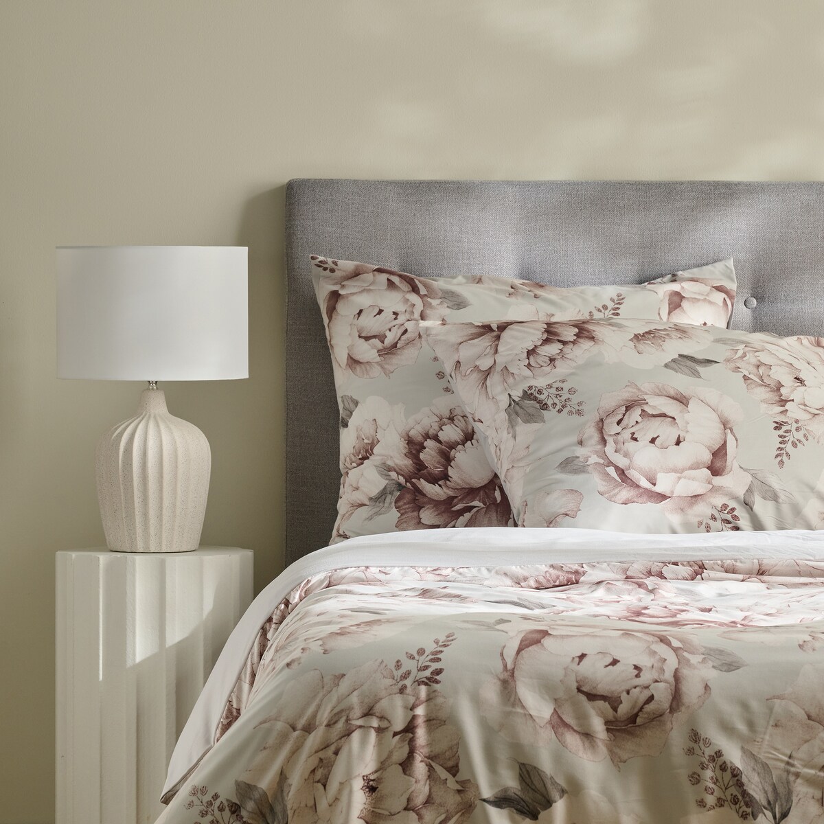 Pościel Z Mikrofibry Paliora 200x220 cm z motywem kwiatowym