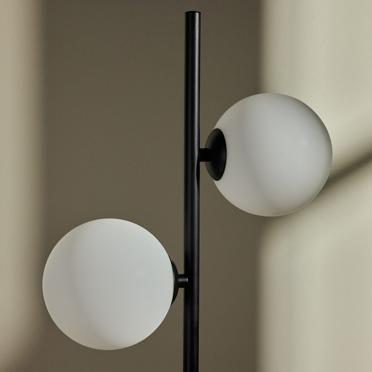 Lampa Podłogowa Kayle