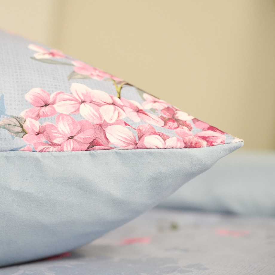 Pościel Z Mikrofibry Malwani 200x220 cm z motywem kwiatowym