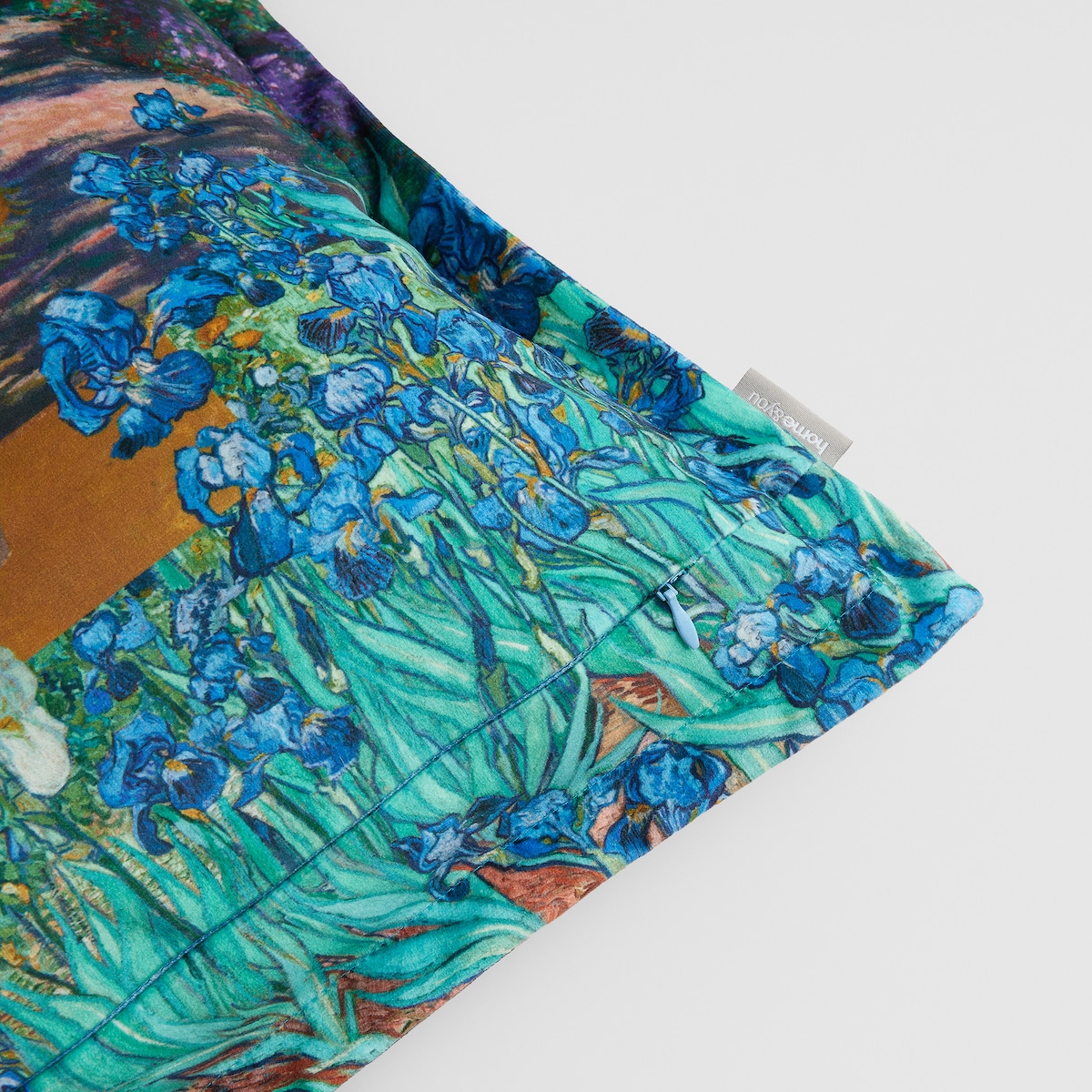 Poszewka z nadrukiem Impresjo 45x45 cm inspirowany motywami z obrazów Vincenta van Gogha i Claude'a Moneta