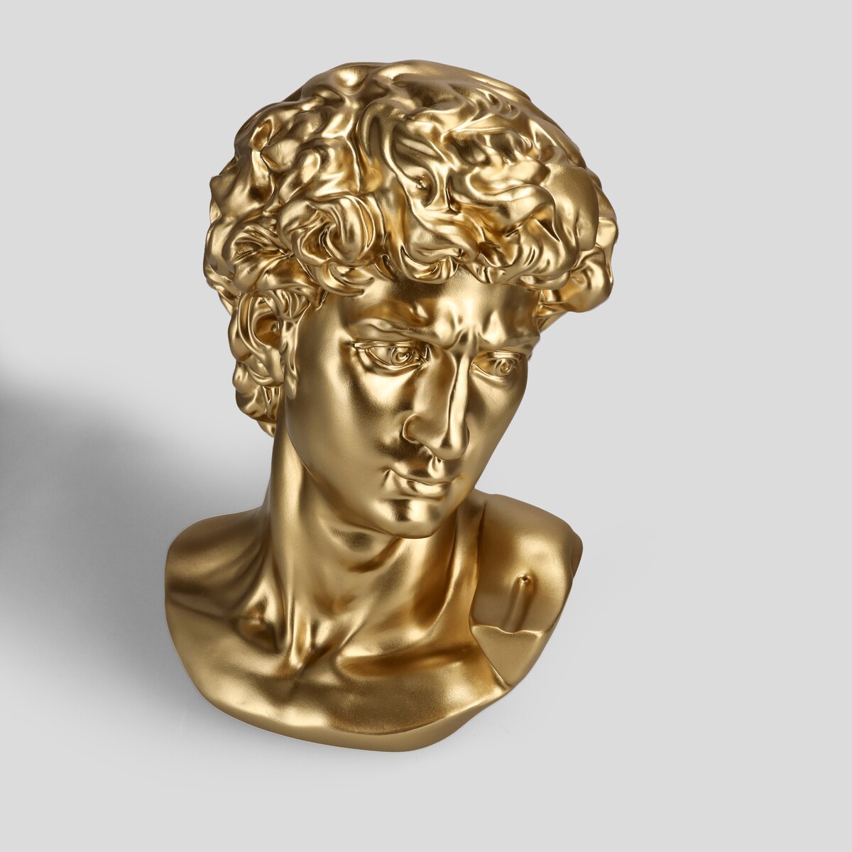 Figurka Davios z motywem postaci