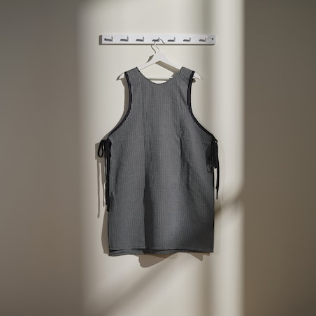 Fartuch Monos 62.5x98 cm z motywem geometrycznym