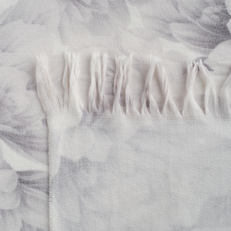 Wzorzysty koc Opunico 130x170 cm z wzorem kwiatowym