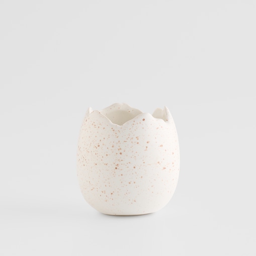 Świeca Eggshello z motywem skorupki