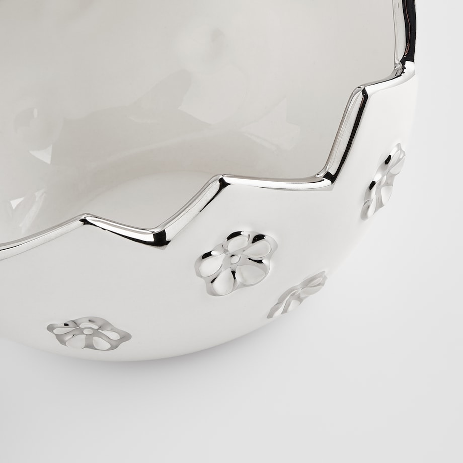 Koszyk Flosales z motywem królika i kwiatów